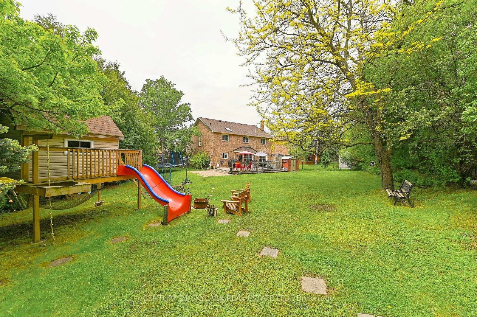 Photo 34 of 33 Hathaway Court, Caledon, Bolton North — HOMEH