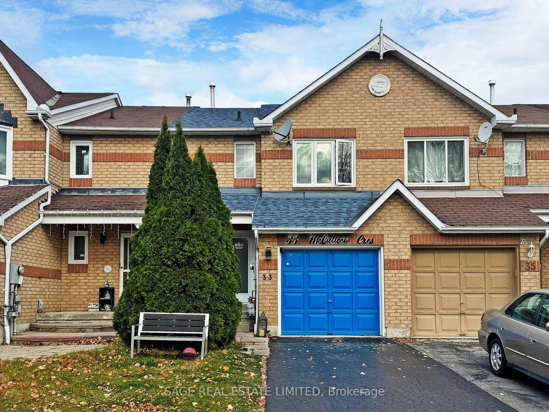 Photo 1 of 33 Mccullock Crescent, Ajax, Northwest Ajax — HOMEH