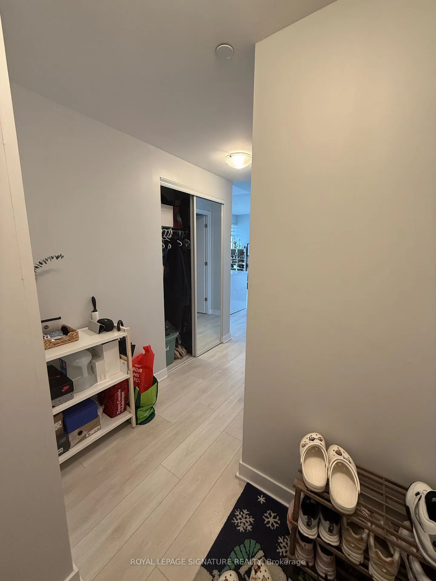 Photo 2 of Unit 2708, 2221 Yonge Street, Toronto, Mount Pleasant West — HOMEH