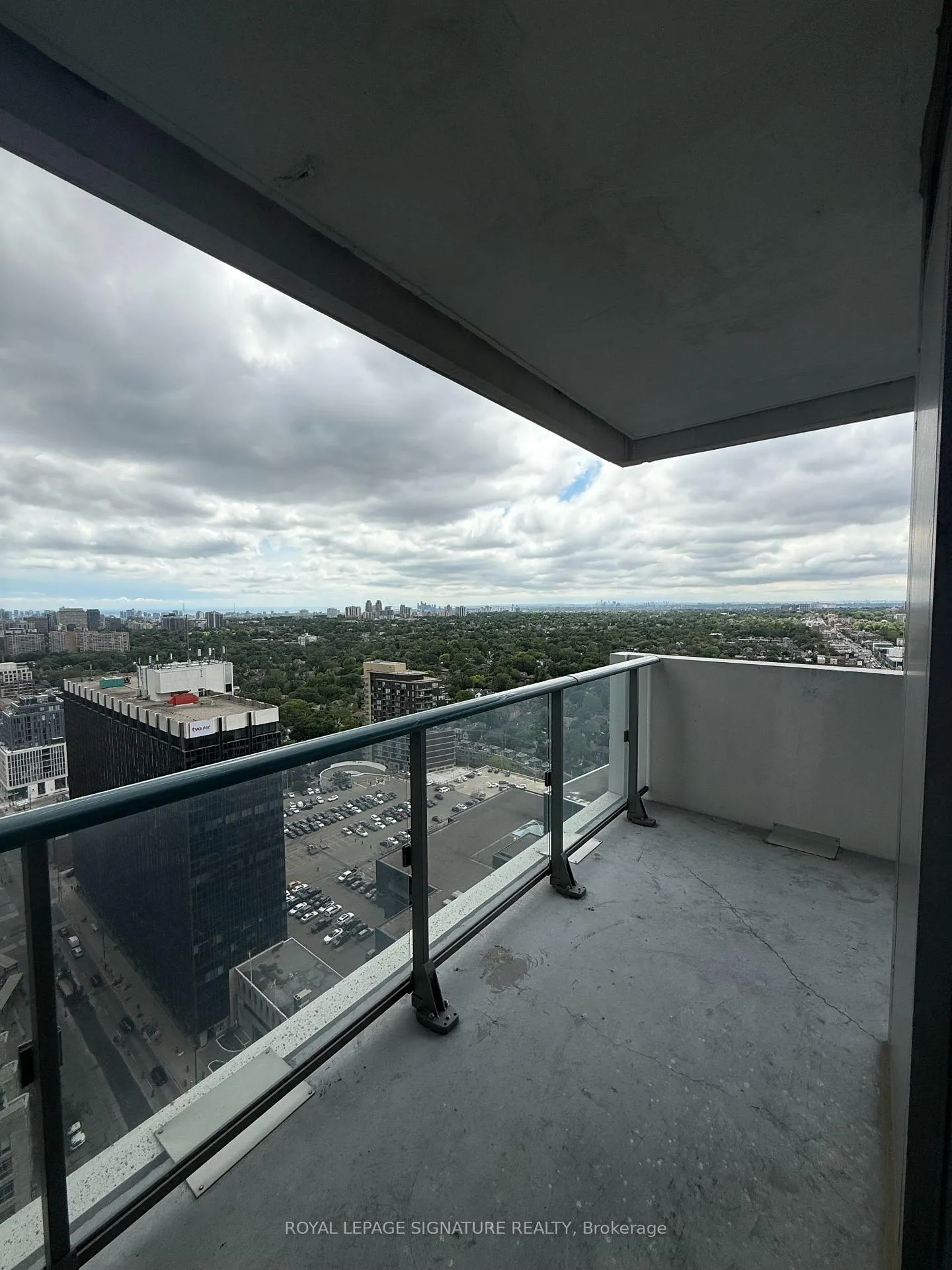 Photo 7 of Unit 2708, 2221 Yonge Street, Toronto, Mount Pleasant West — HOMEH