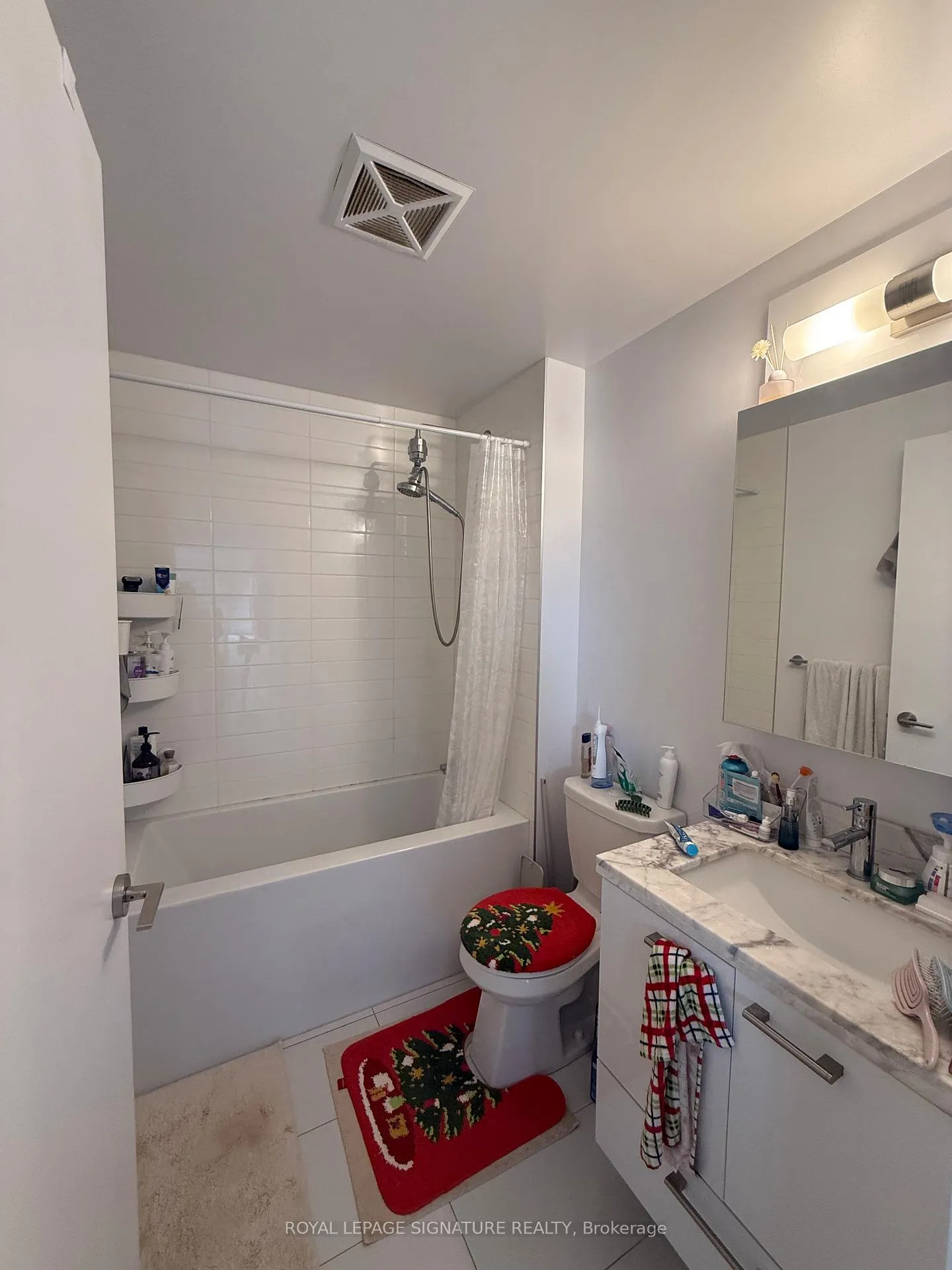 Photo 10 of Unit 2708, 2221 Yonge Street, Toronto, Mount Pleasant West — HOMEH