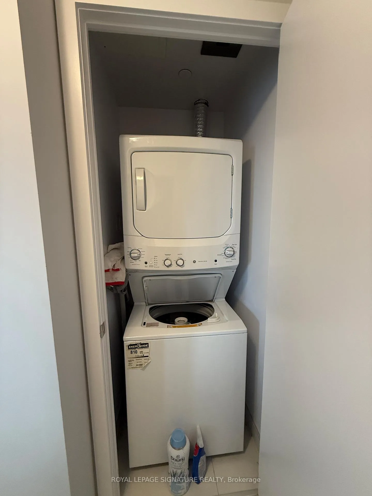 Photo 11 of Unit 2708, 2221 Yonge Street, Toronto, Mount Pleasant West — HOMEH