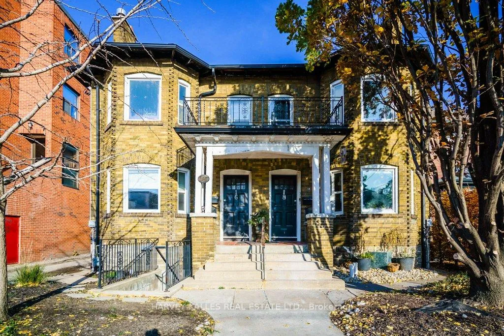 Photo 1 of Unit 2, 18 Golfdale Road, Toronto, Lawrence Park North — HOMEH