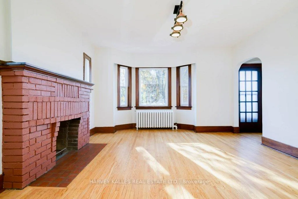 Photo 10 of Unit 2, 18 Golfdale Road, Toronto, Lawrence Park North — HOMEH