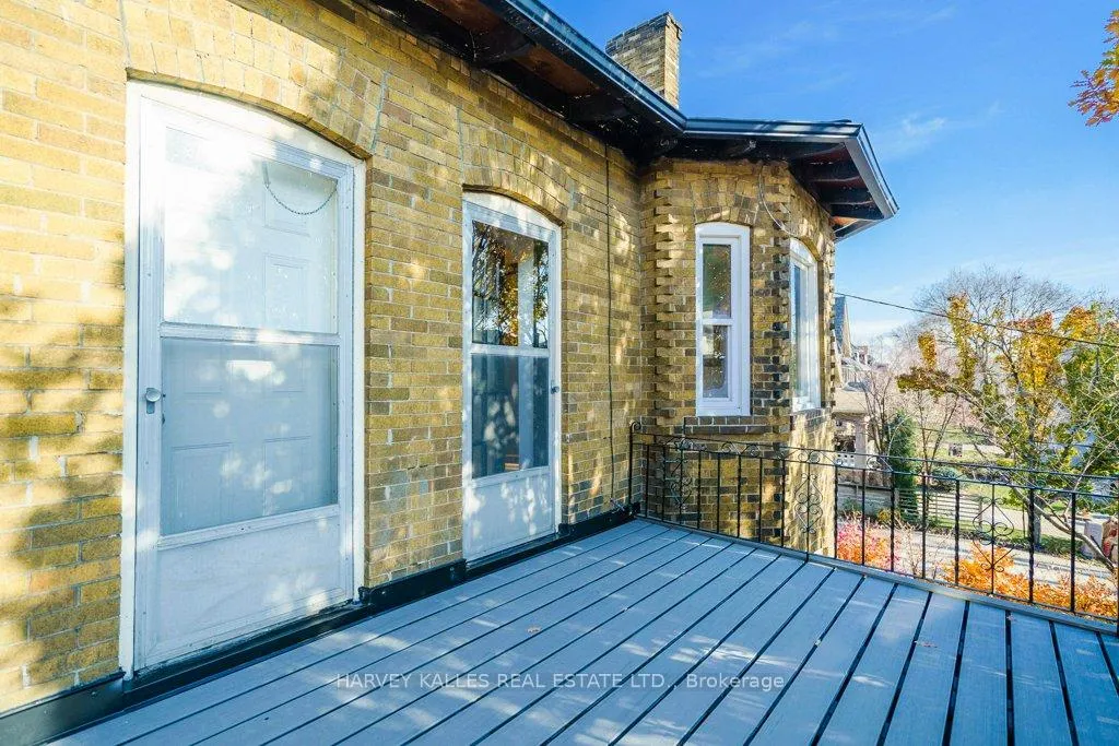 Photo 15 of Unit 2, 18 Golfdale Road, Toronto, Lawrence Park North — HOMEH