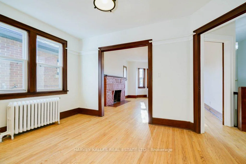 Photo 17 of Unit 2, 18 Golfdale Road, Toronto, Lawrence Park North — HOMEH
