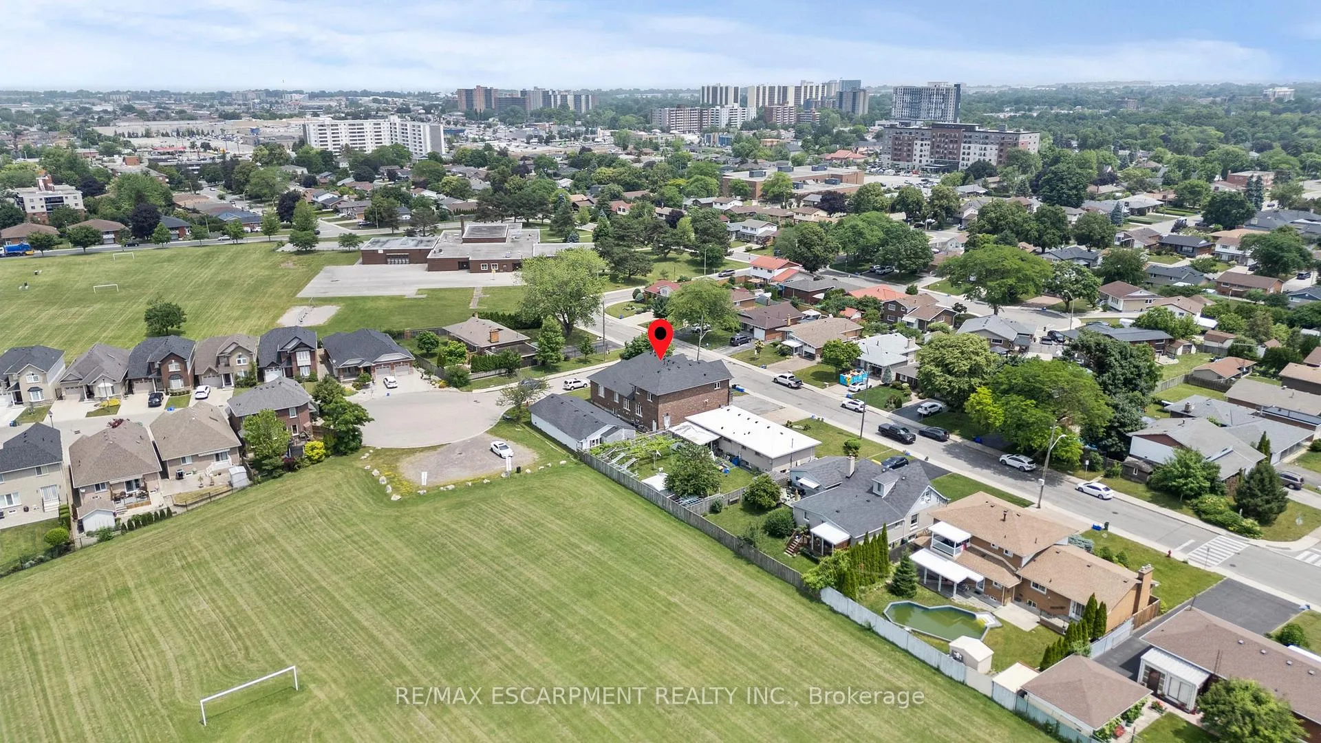 Photo 35 of 87 Owen Place, Hamilton, Greenford — HOMEH