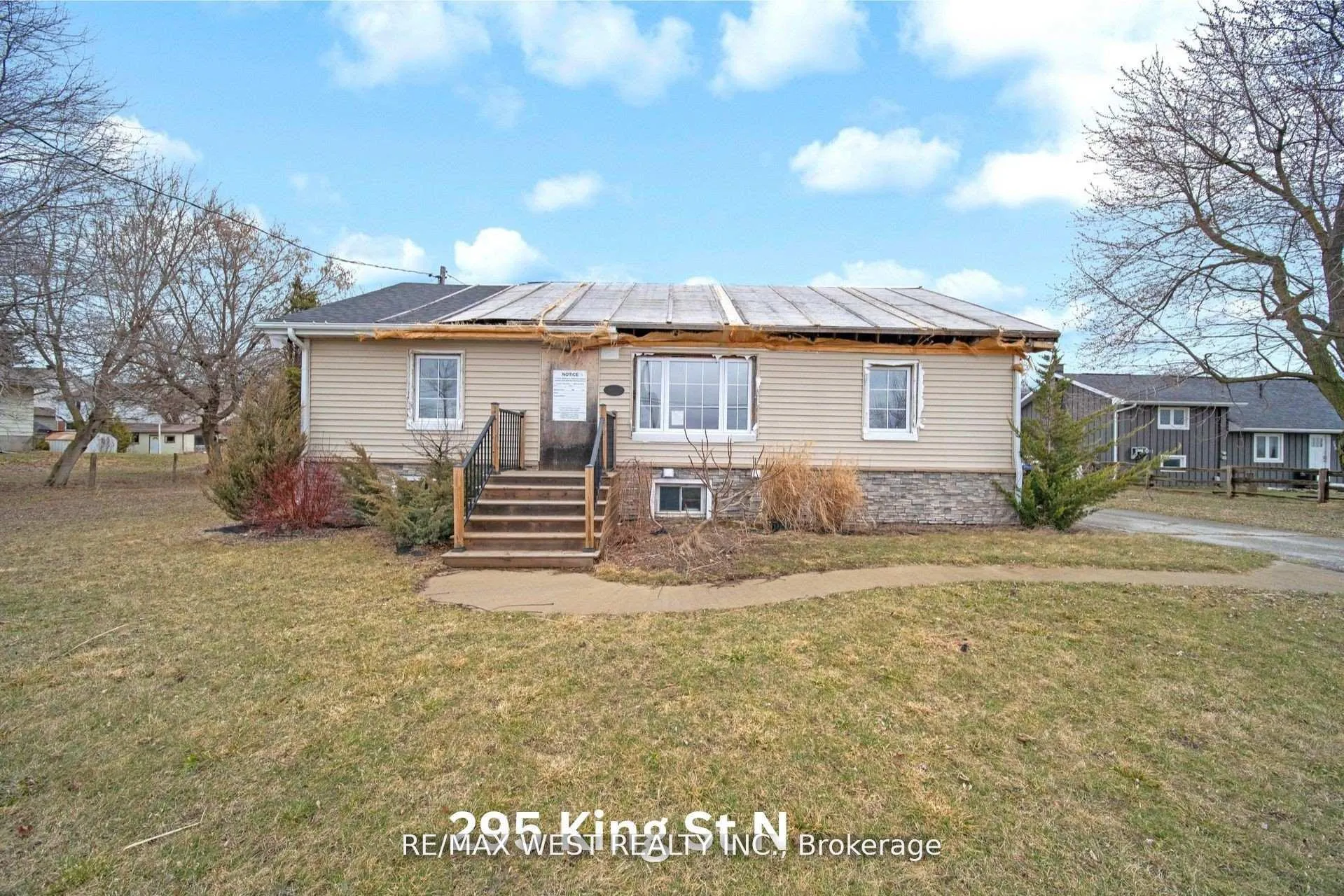 Photo 6 of 299&295 King Street N, New Tecumseth, Alliston — HOMEH