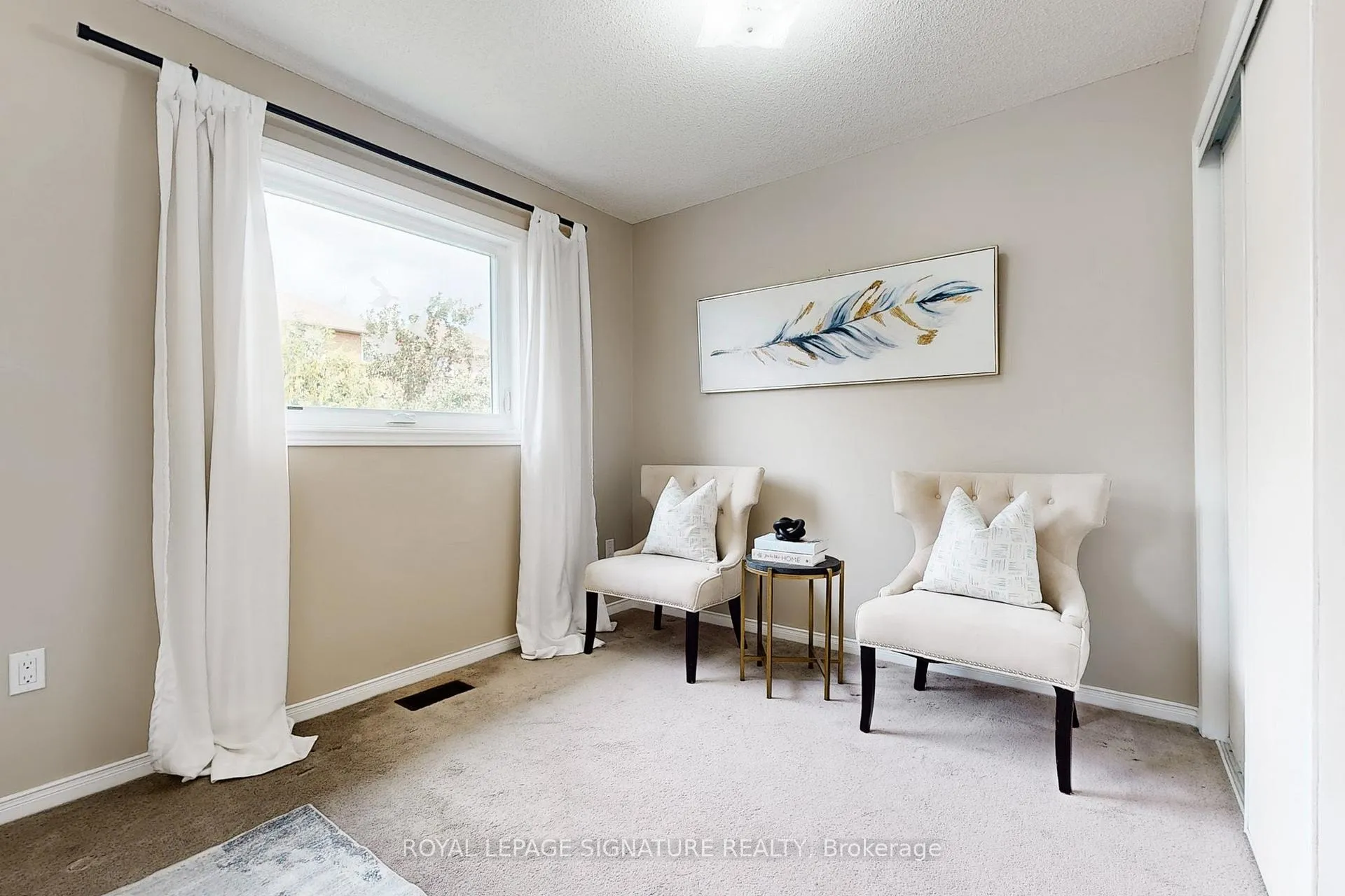 Photo 24 of 263 Pinnacle Trail, Aurora, Bayview Wellington — HOMEH