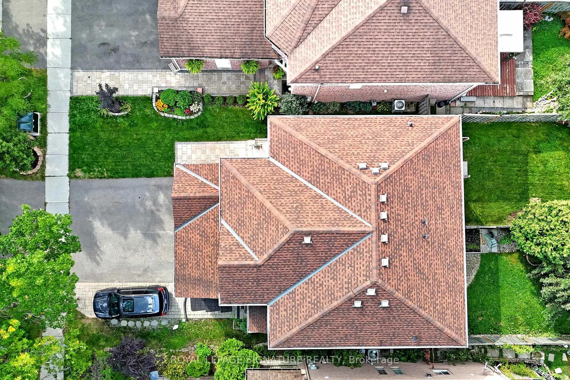 Photo 36 of 263 Pinnacle Trail, Aurora, Bayview Wellington — HOMEH