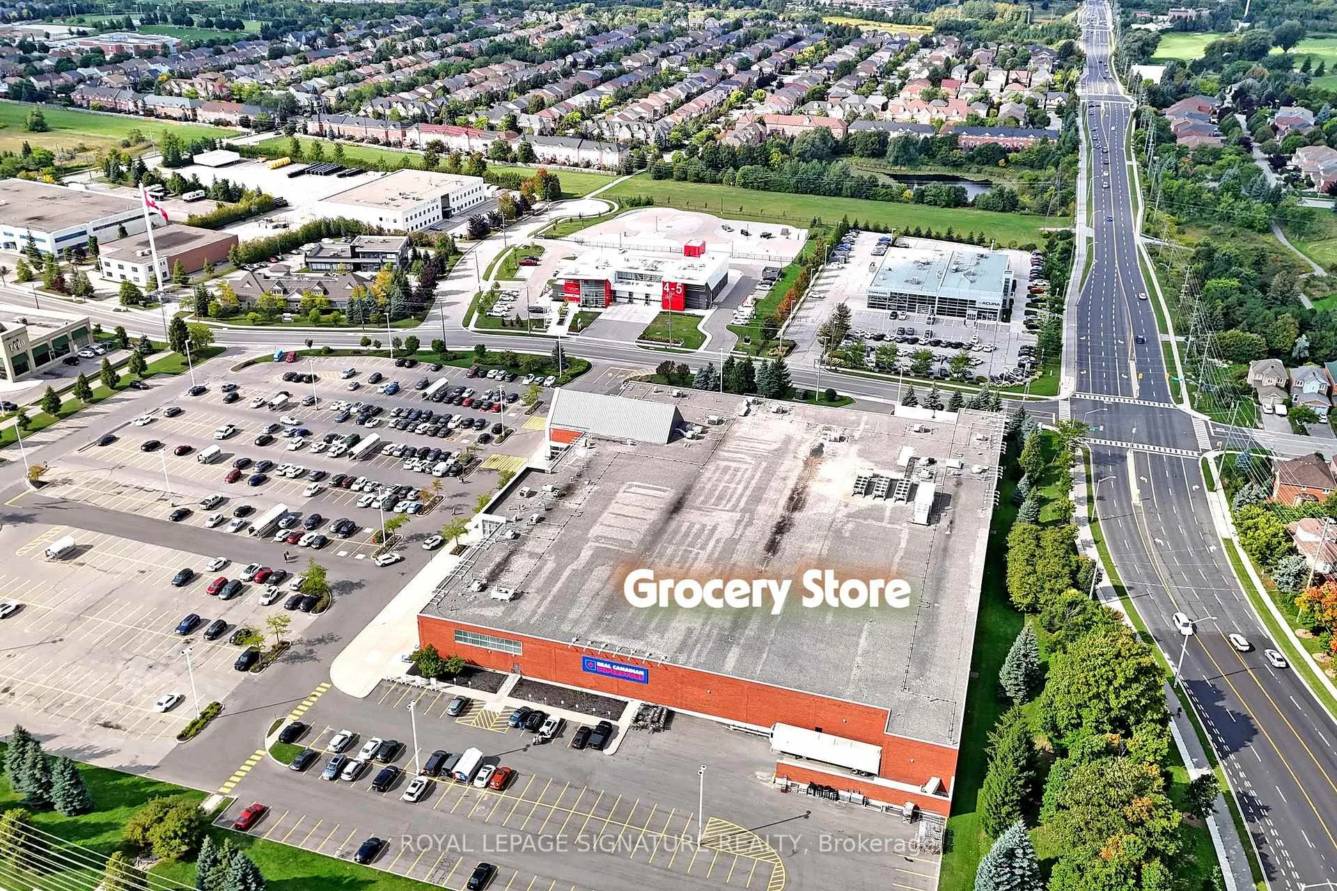 Photo 39 of 263 Pinnacle Trail, Aurora, Bayview Wellington — HOMEH