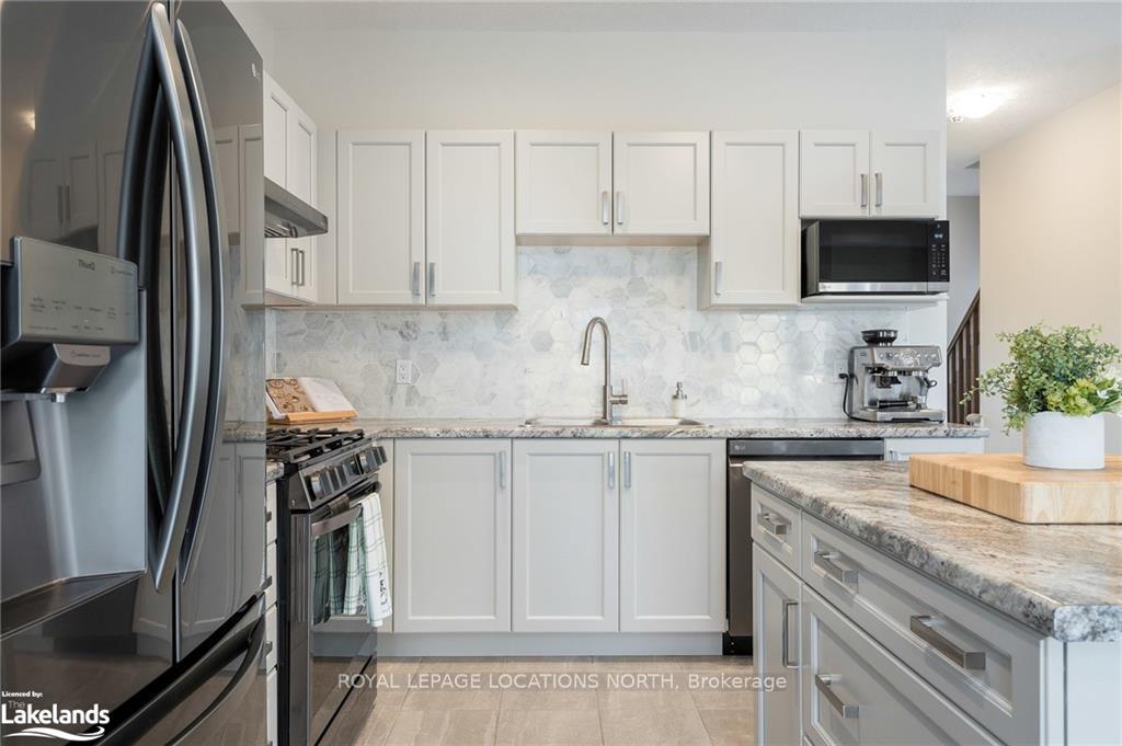 Photo 17 of 24 Foley Crescent, Collingwood — HOMEH
