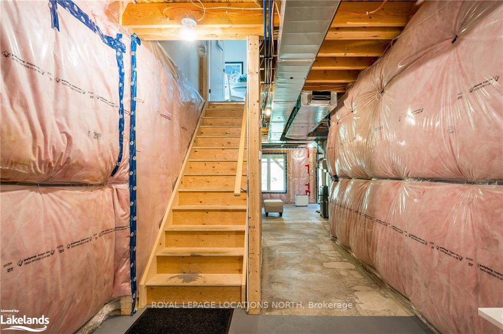 Photo 32 of 24 Foley Crescent, Collingwood — HOMEH