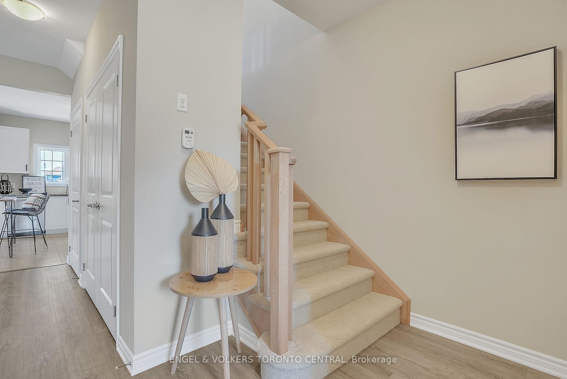 Photo 3 of 206 Cubitt Street, Clearview, Stayner — HOMEH