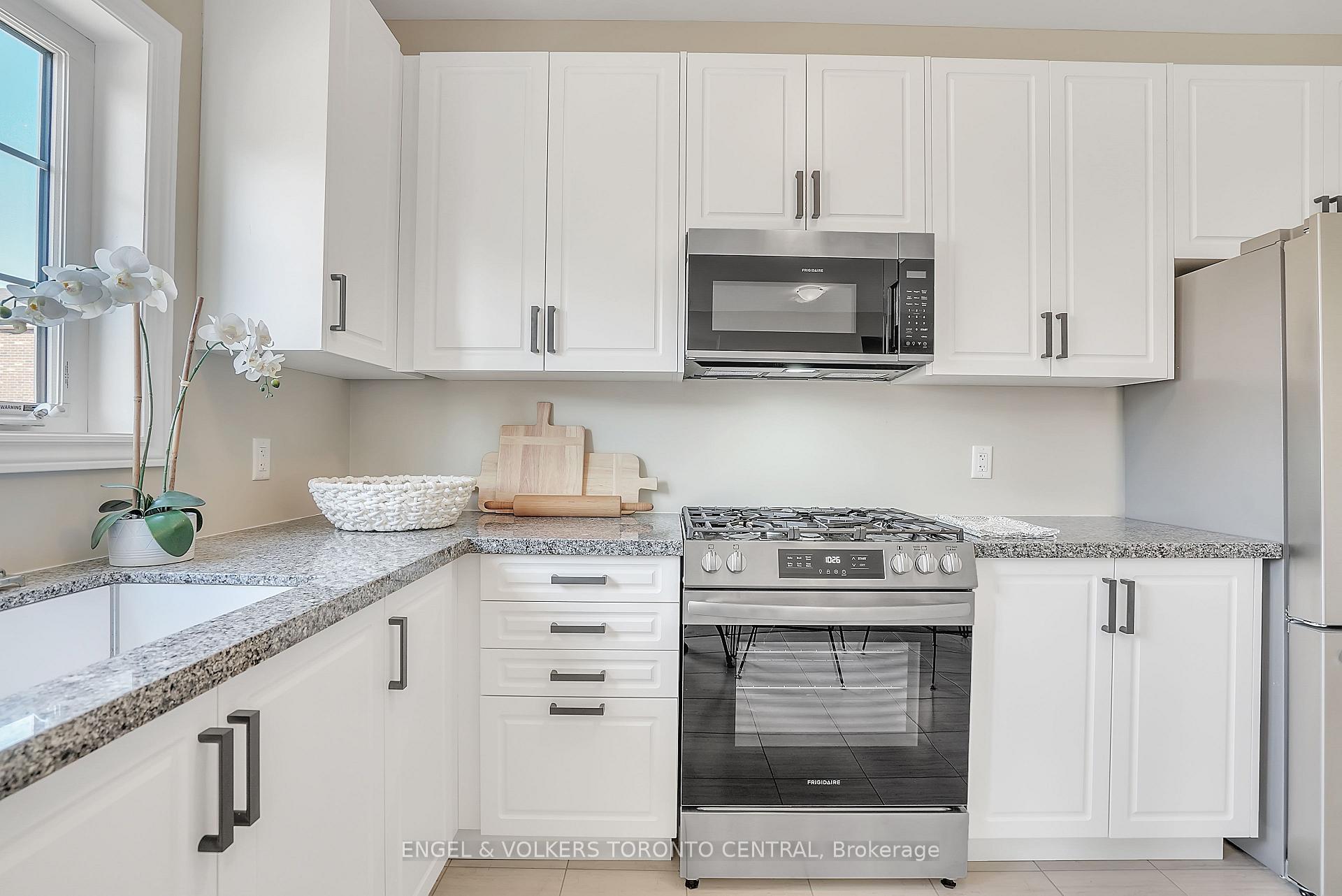 Photo 10 of 206 Cubitt Street, Clearview, Stayner — HOMEH