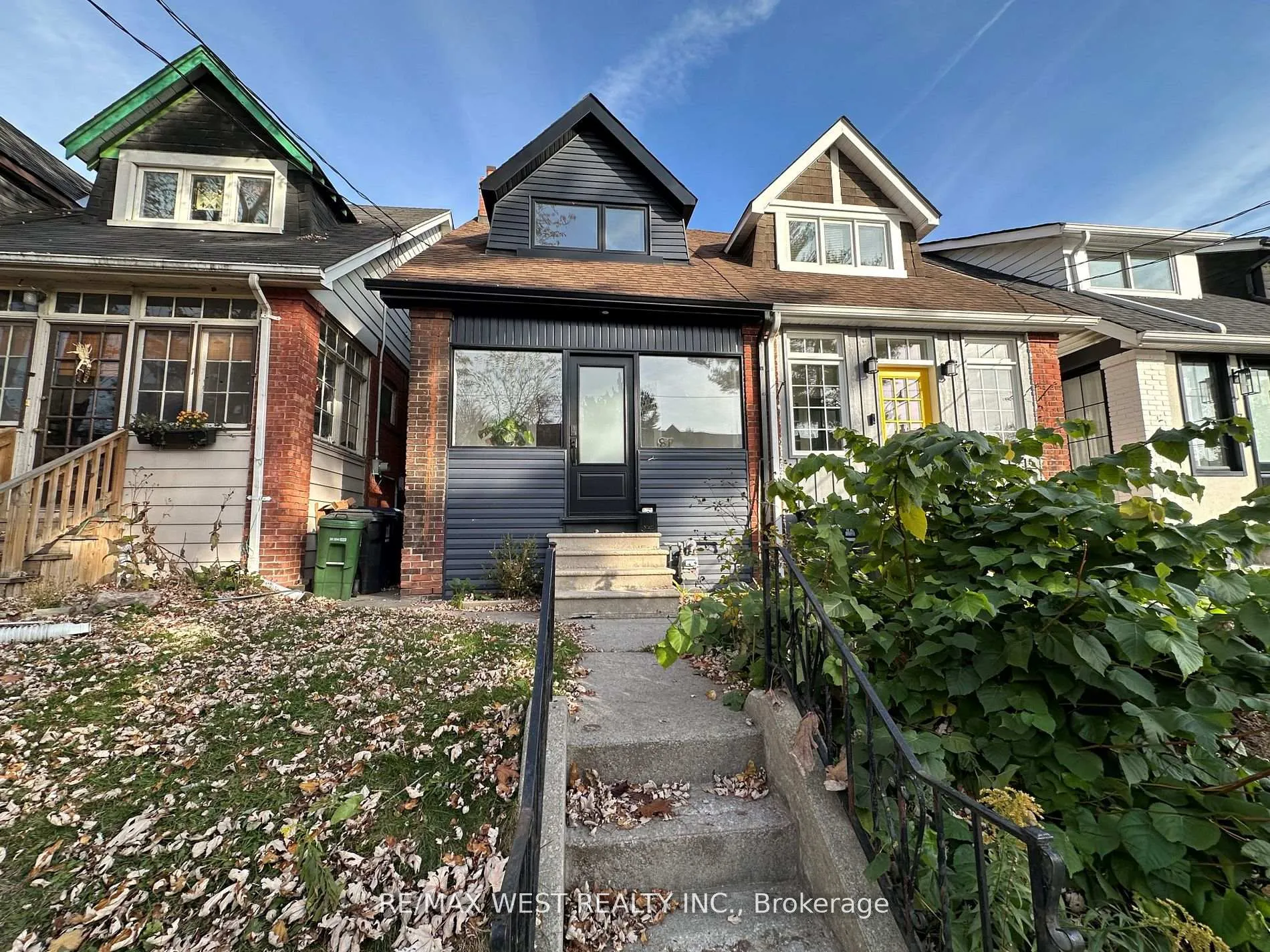 Photo 2 of 81 Kent Road, Toronto, Greenwood-Coxwell — HOMEH