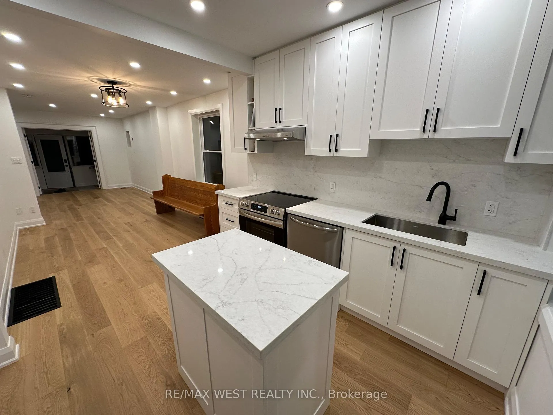 Photo 18 of 81 Kent Road, Toronto, Greenwood-Coxwell — HOMEH