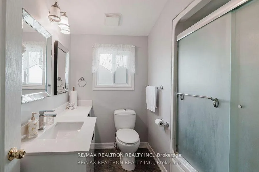 Photo 16 of 408 Curry Road, Midland — HOMEH