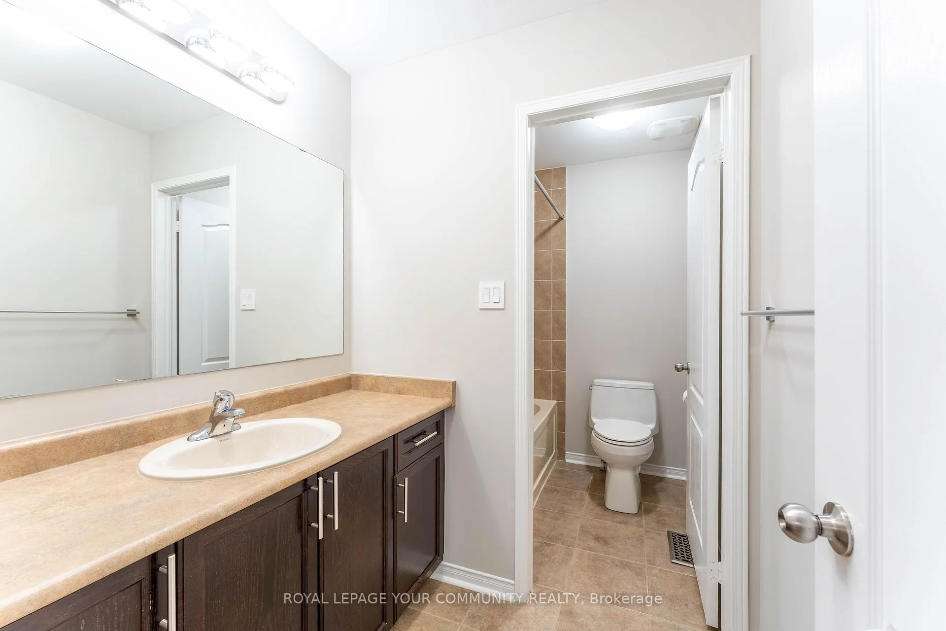 Photo 18 of 6 Bellchase Trail, Brampton, Bram East — HOMEH
