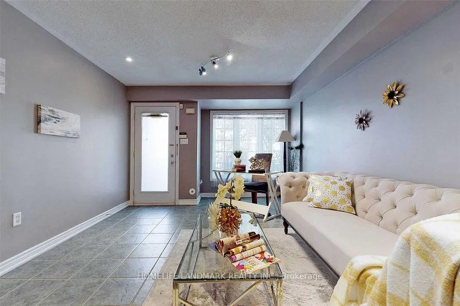Photo 3 of 2767 Bur Oak Avenue, Markham, Cornell — HOMEH