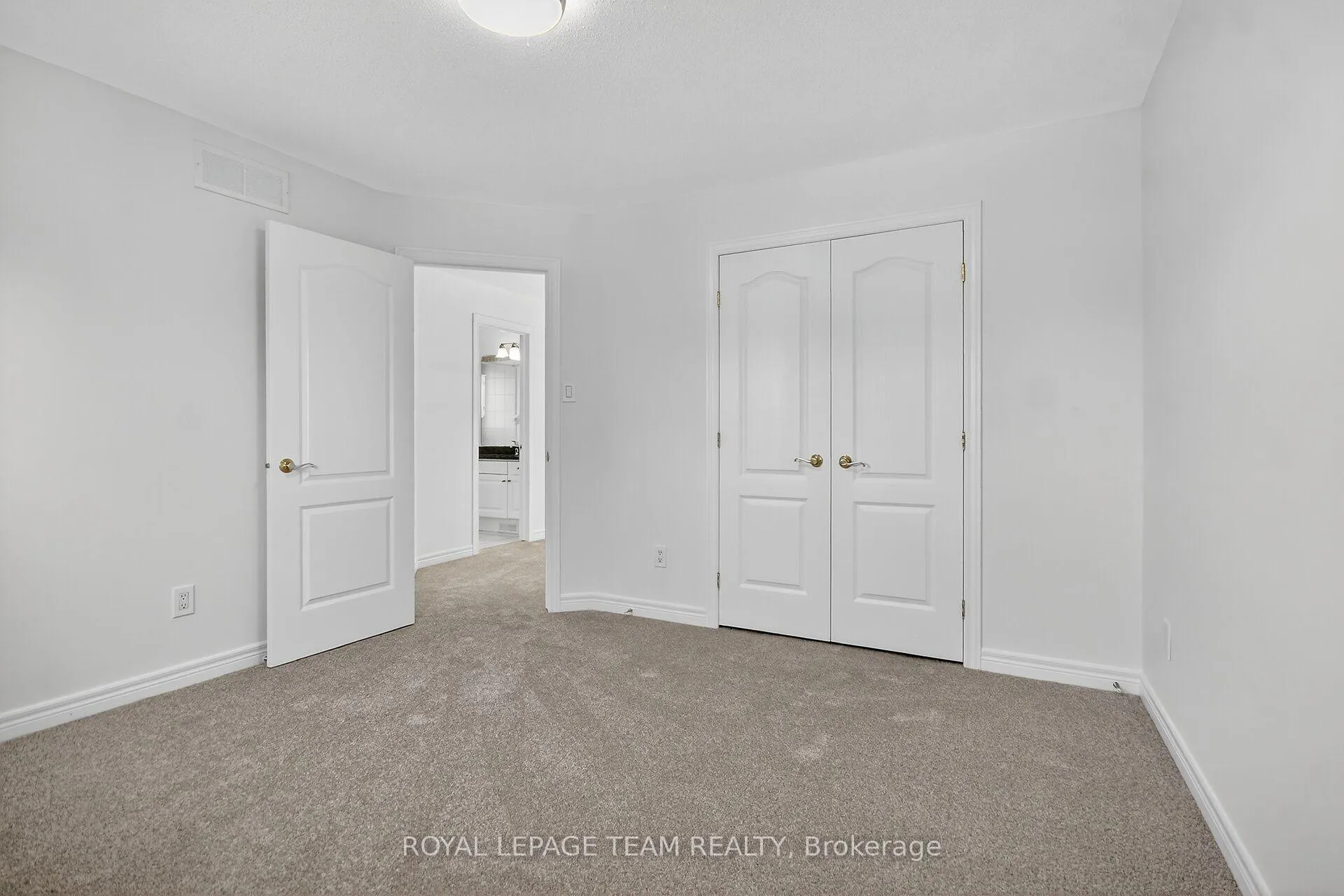 Photo 27 of 6 Stonecroft Terrace, Ottawa, Kanata - Kanata Lakes/Heritage Hills — HOMEH