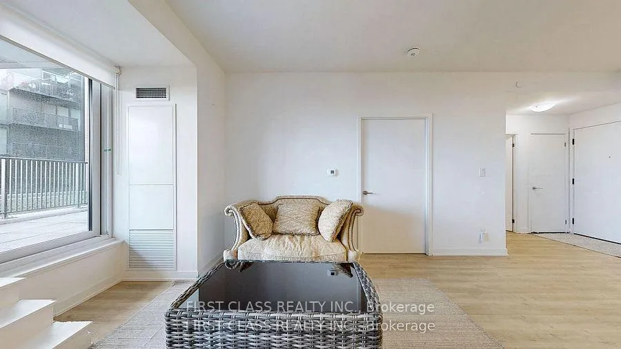 Photo 6 of Unit 730A, 8119 Birchmount Rd, Markham, Unionville — HOMEH