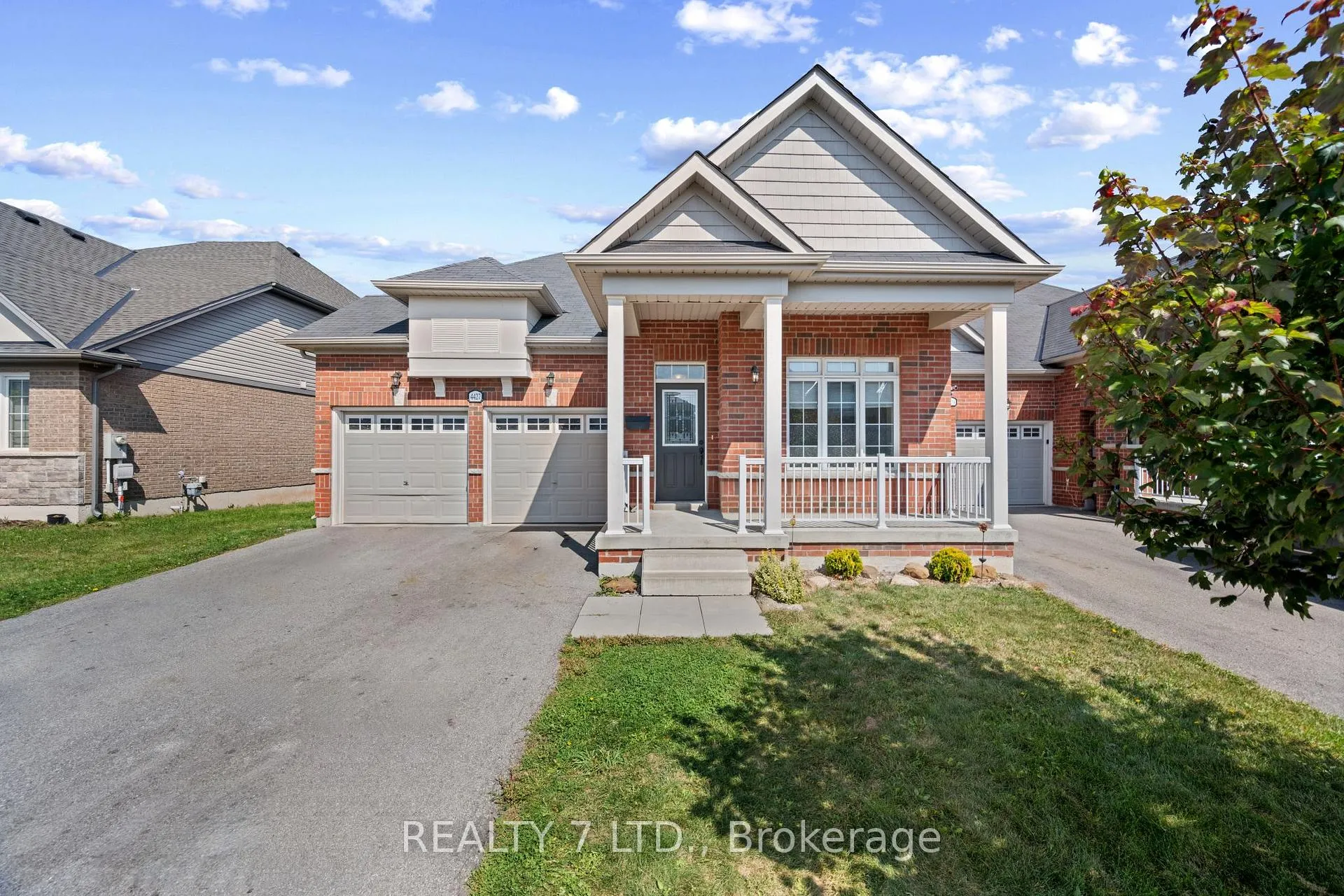 Photo 1 of 4427 Shuttleworth Drive, Niagara Falls, Lyons Creek — HOMEH