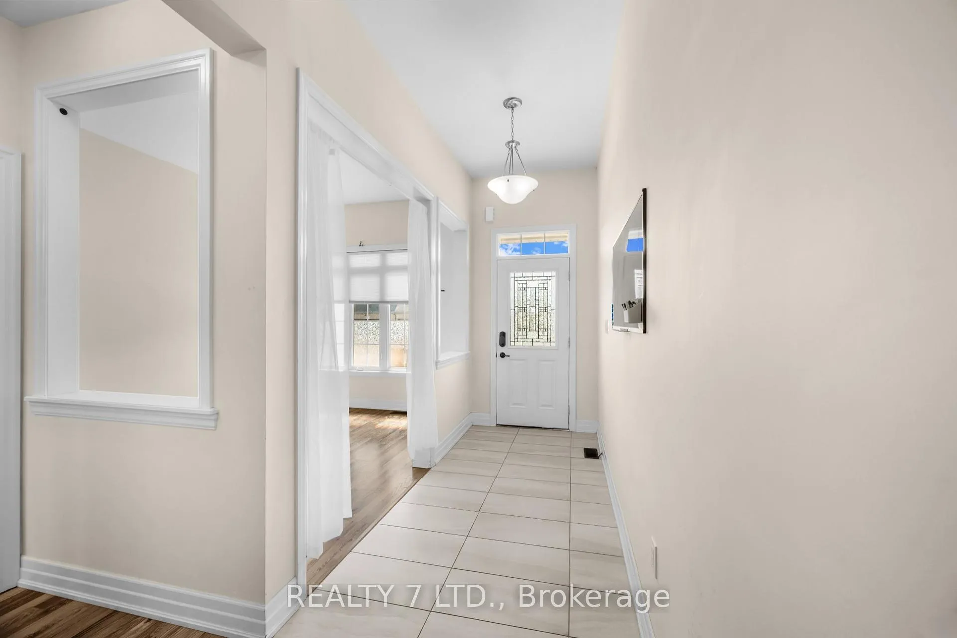 Photo 4 of 4427 Shuttleworth Drive, Niagara Falls, Lyons Creek — HOMEH