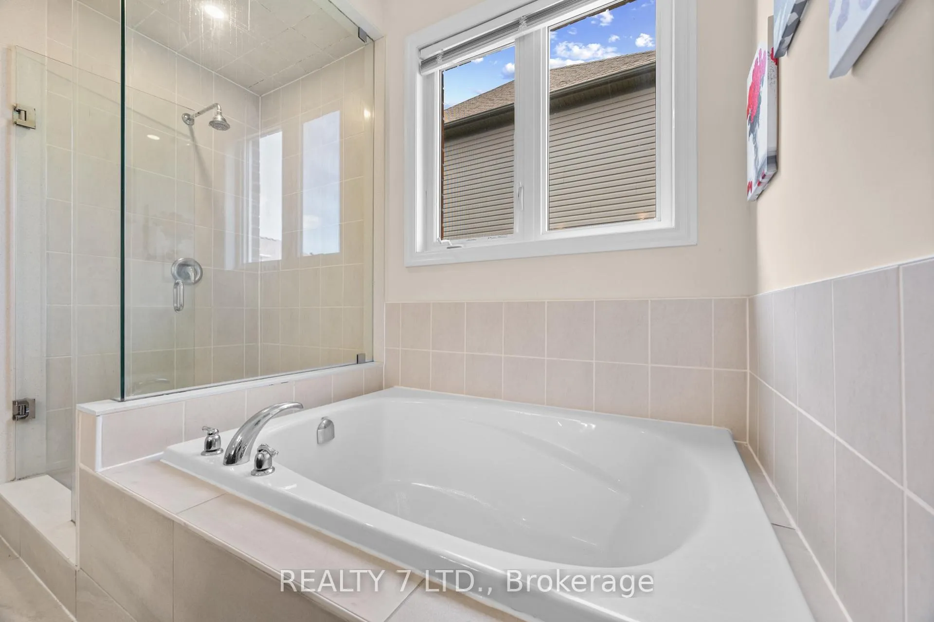 Photo 23 of 4427 Shuttleworth Drive, Niagara Falls, Lyons Creek — HOMEH