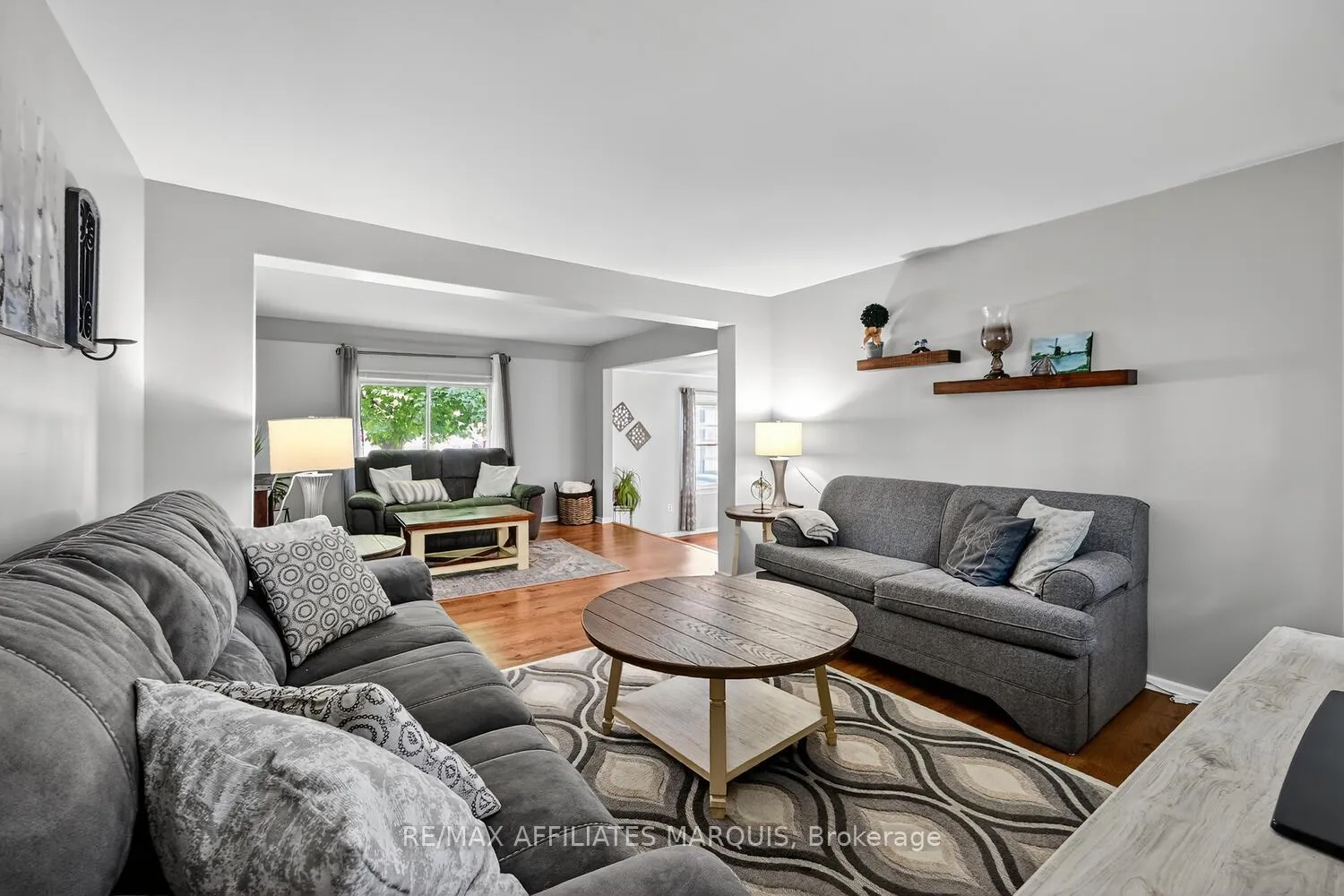 Photo 15 of 40 Oak Street, Smiths Falls — HOMEH