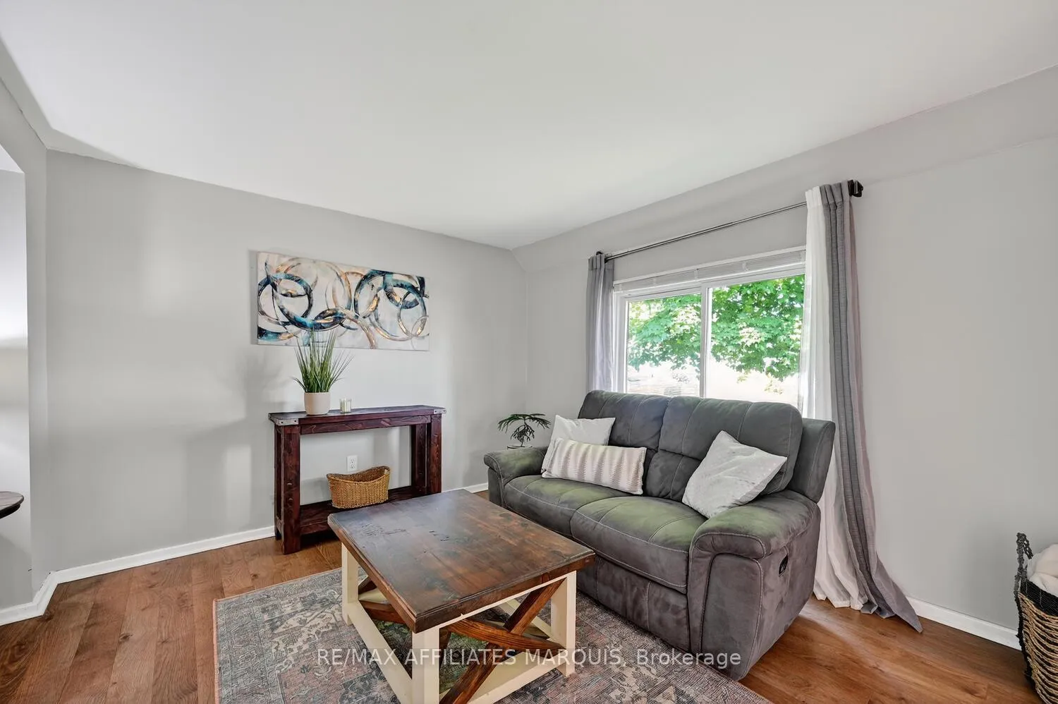 Photo 16 of 40 Oak Street, Smiths Falls — HOMEH