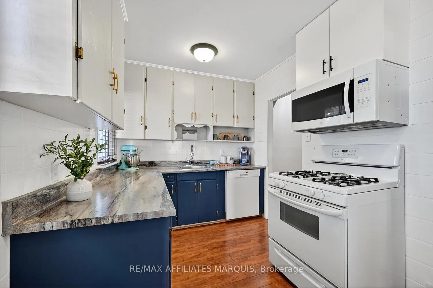 Photo 22 of 40 Oak Street, Smiths Falls — HOMEH