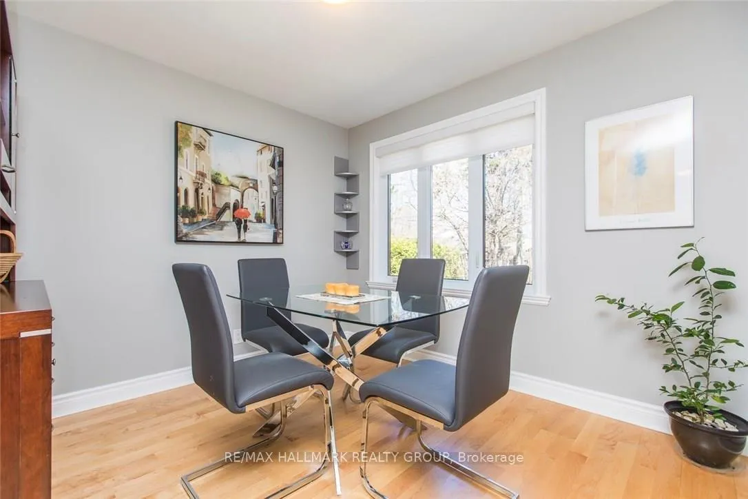 Photo 13 of 315 Summit Avenue, Ottawa, Alta Vista/Faircrest Heights — HOMEH