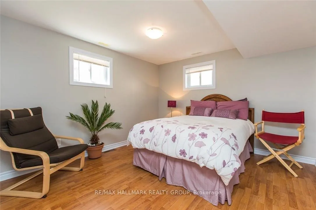 Photo 19 of 315 Summit Avenue, Ottawa, Alta Vista/Faircrest Heights — HOMEH