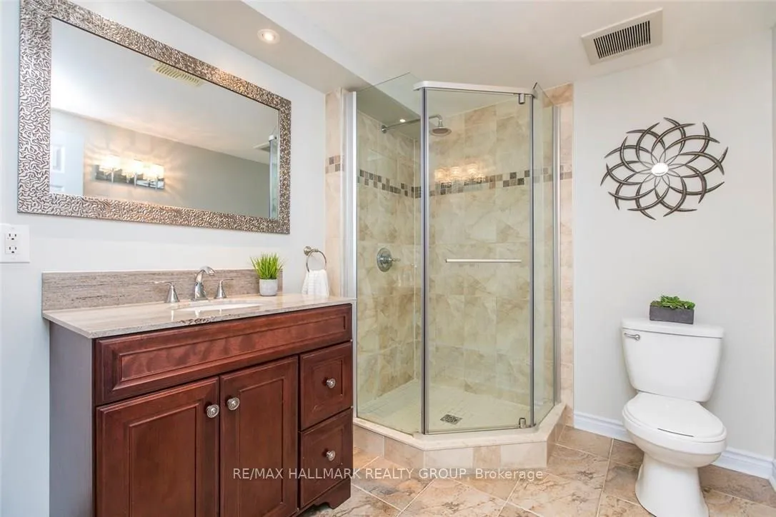 Photo 20 of 315 Summit Avenue, Ottawa, Alta Vista/Faircrest Heights — HOMEH