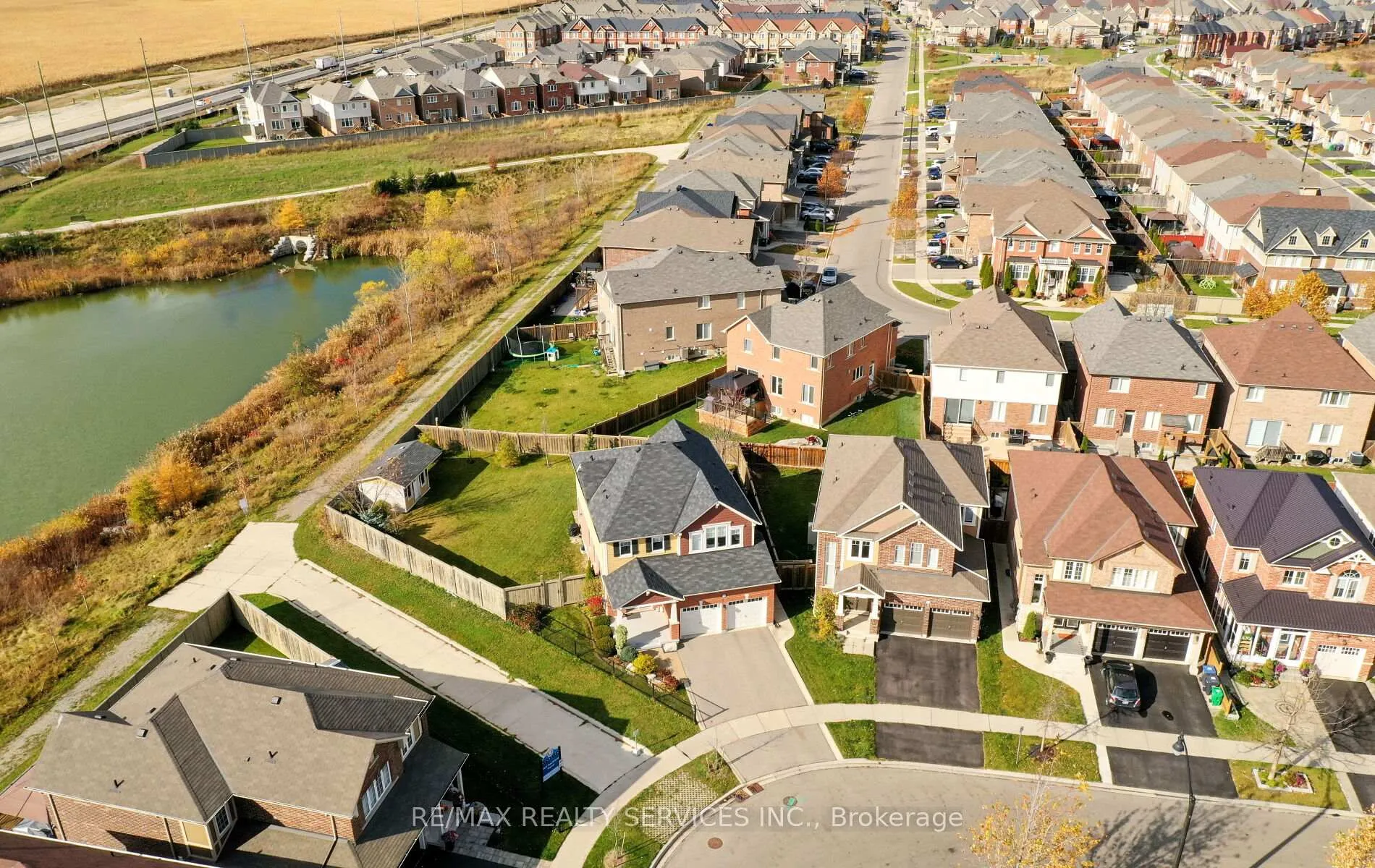 Photo 1 of 182 Tysonville Circle, Brampton, Northwest Brampton — HOMEH