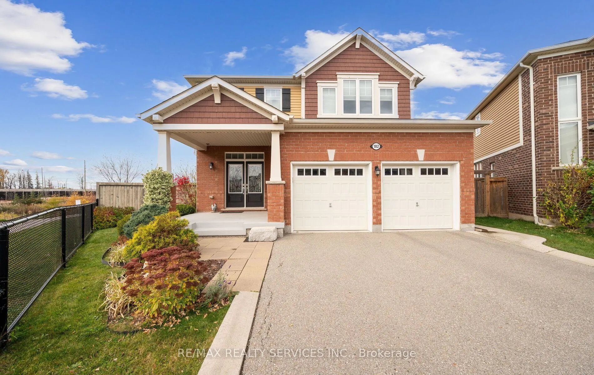 Photo 2 of 182 Tysonville Circle, Brampton, Northwest Brampton — HOMEH