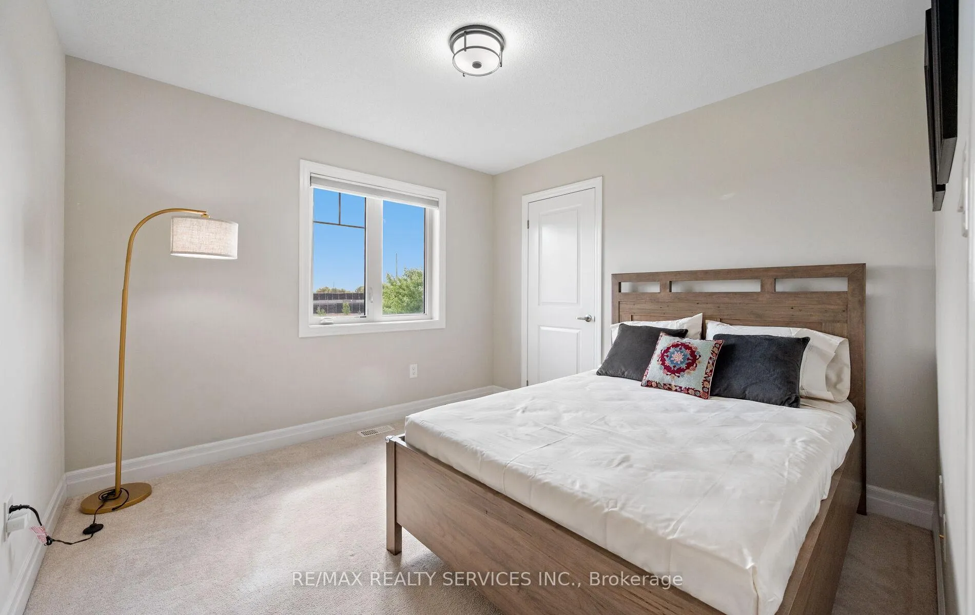 Photo 27 of 182 Tysonville Circle, Brampton, Northwest Brampton — HOMEH