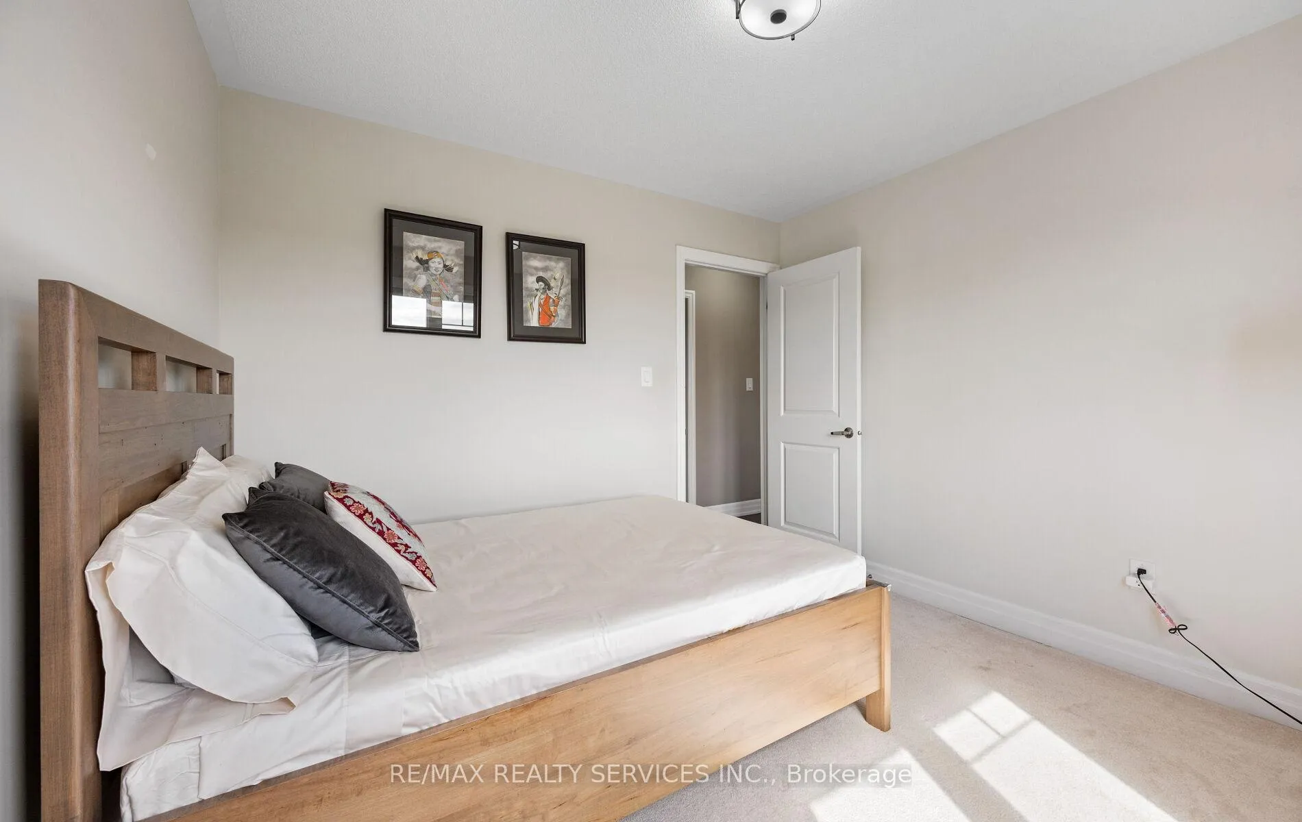 Photo 28 of 182 Tysonville Circle, Brampton, Northwest Brampton — HOMEH