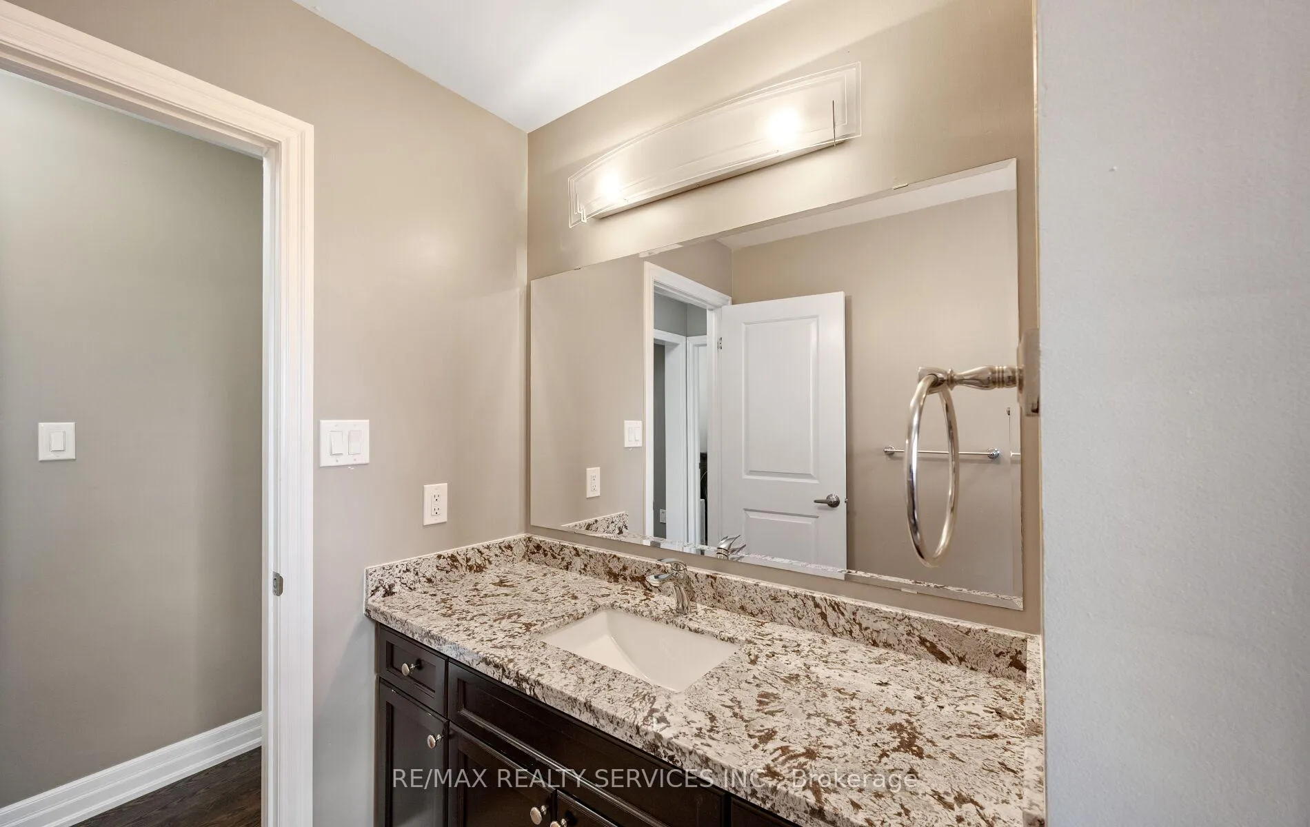 Photo 29 of 182 Tysonville Circle, Brampton, Northwest Brampton — HOMEH