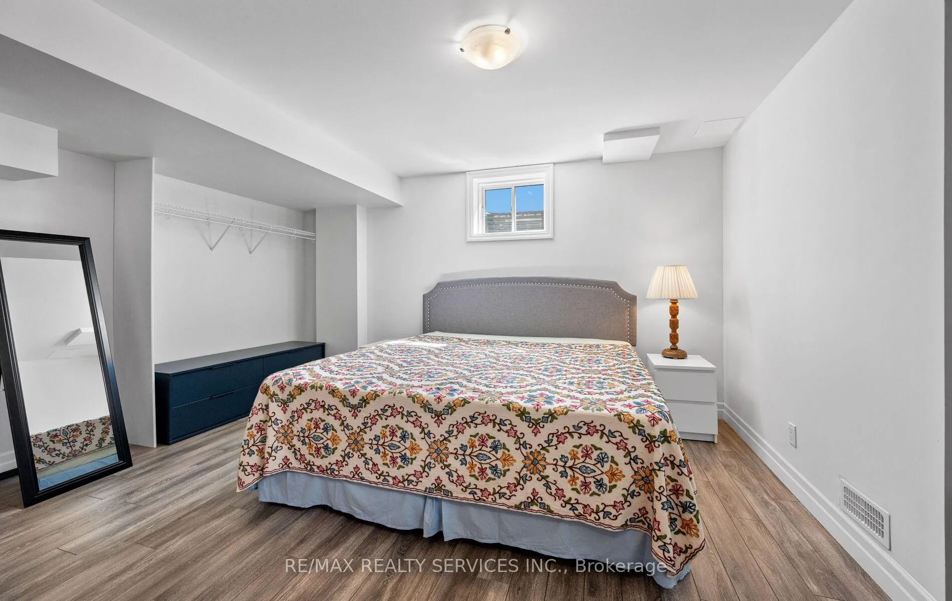 Photo 38 of 182 Tysonville Circle, Brampton, Northwest Brampton — HOMEH