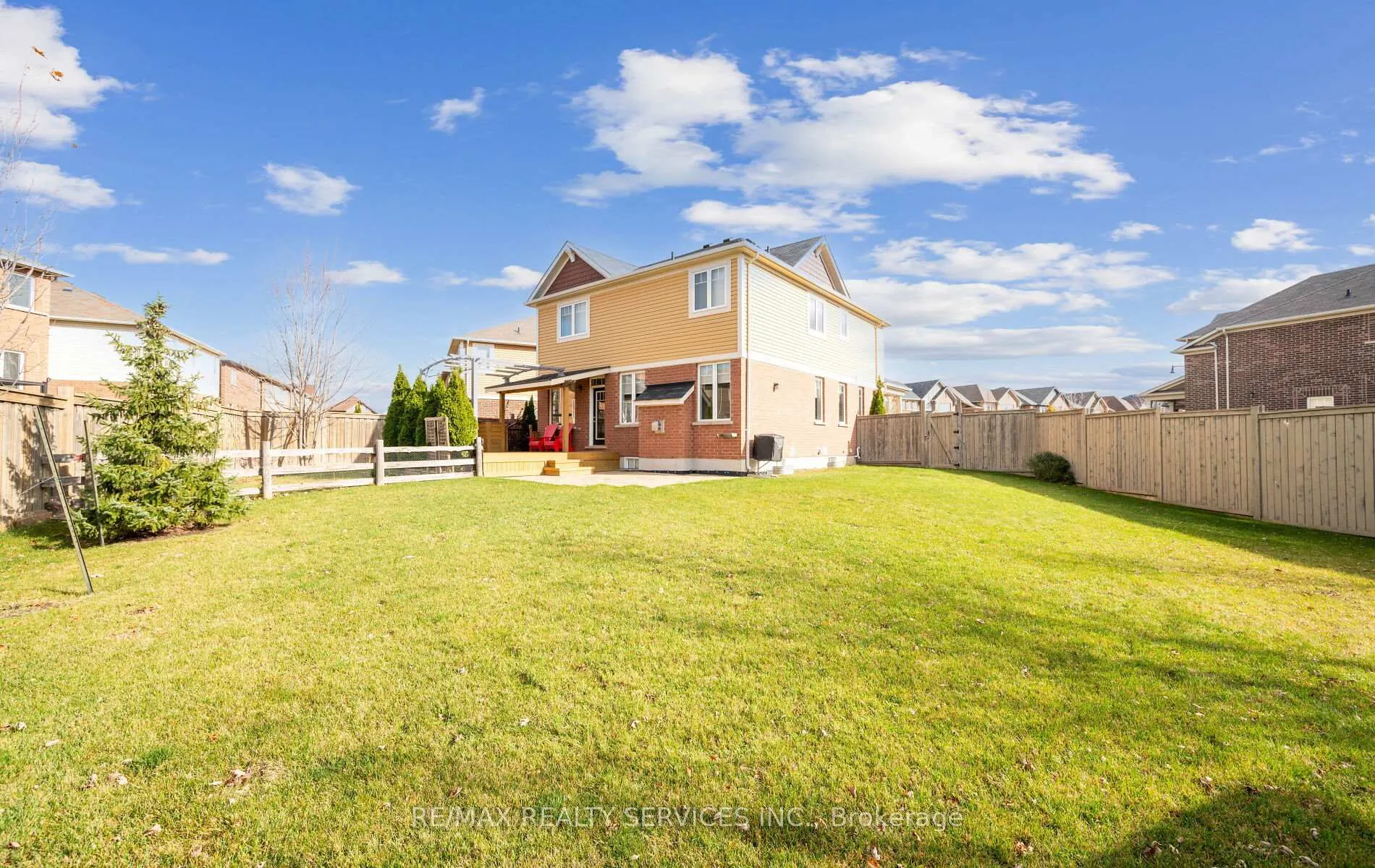 Photo 46 of 182 Tysonville Circle, Brampton, Northwest Brampton — HOMEH