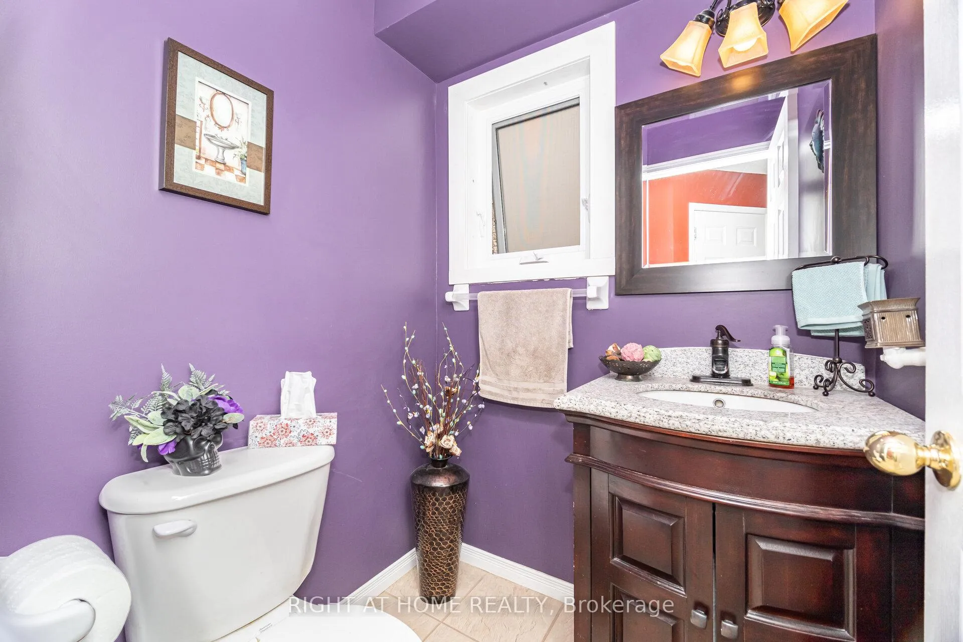 Photo 22 of 1316 Inglehart Drive, Burlington, Tansley — HOMEH