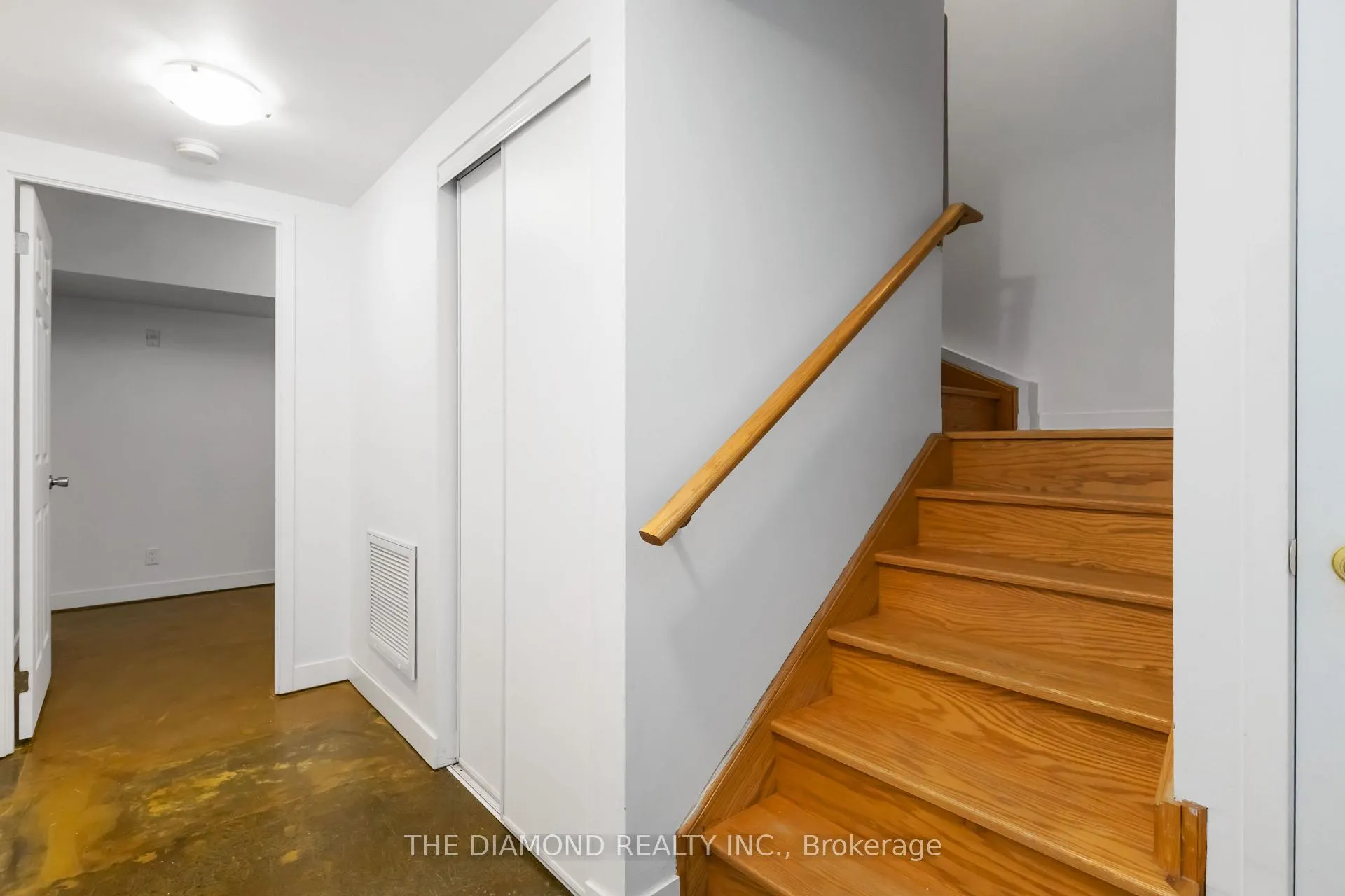 Photo 12 of Unit 255, 201 Carlaw Avenue, Toronto, South Riverdale — HOMEH