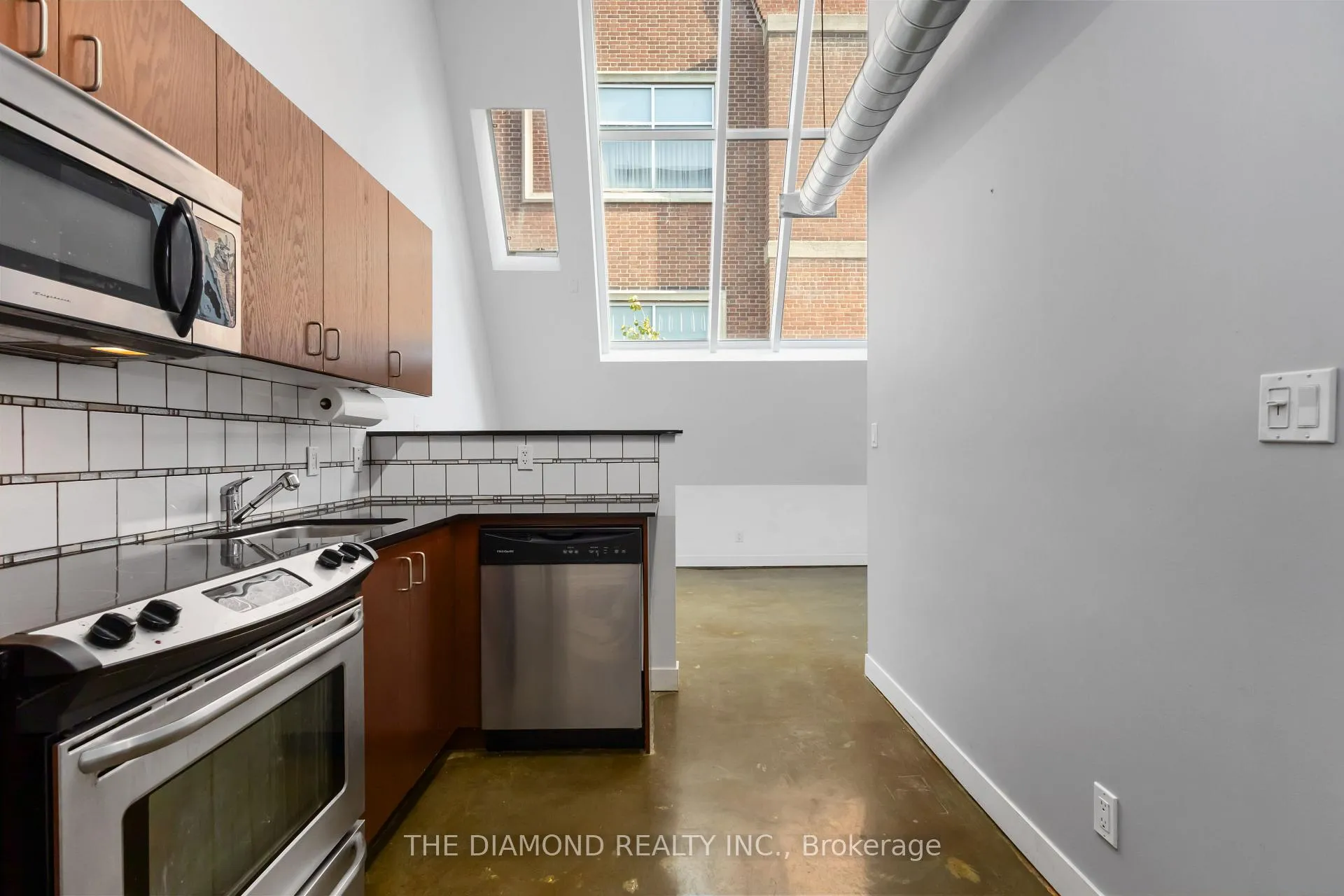 Photo 15 of Unit 255, 201 Carlaw Avenue, Toronto, South Riverdale — HOMEH