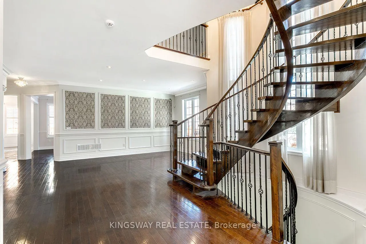 Photo 4 of 9 Scotchmere Crescent, Brampton, Bram East — HOMEH