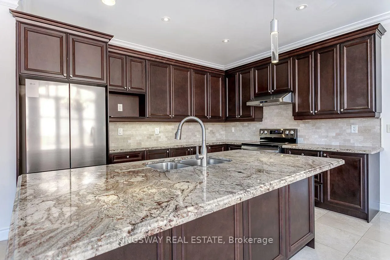Photo 11 of 9 Scotchmere Crescent, Brampton, Bram East — HOMEH