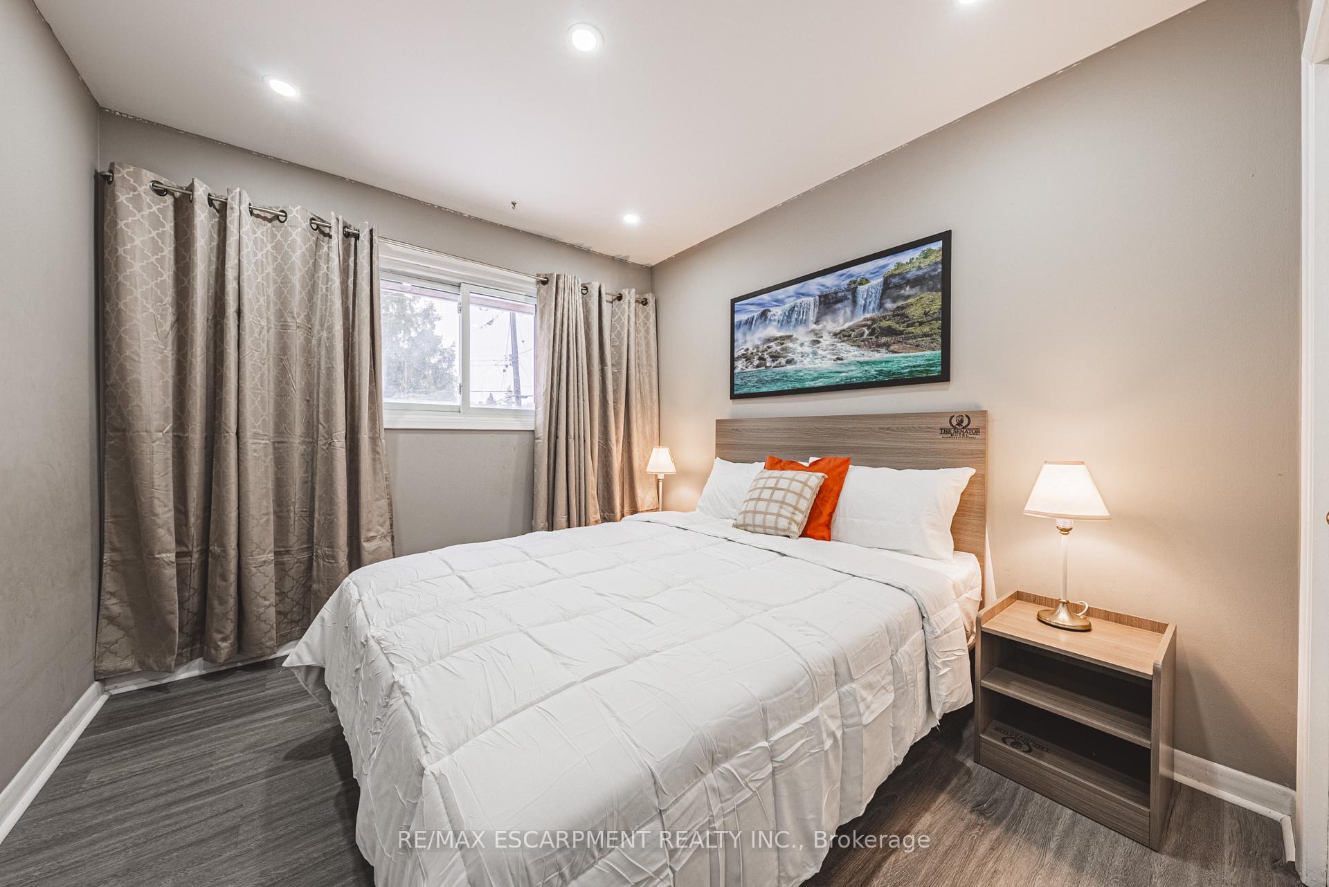 Photo 19 of 406 Appleby Line, Burlington, Shoreacres — HOMEH