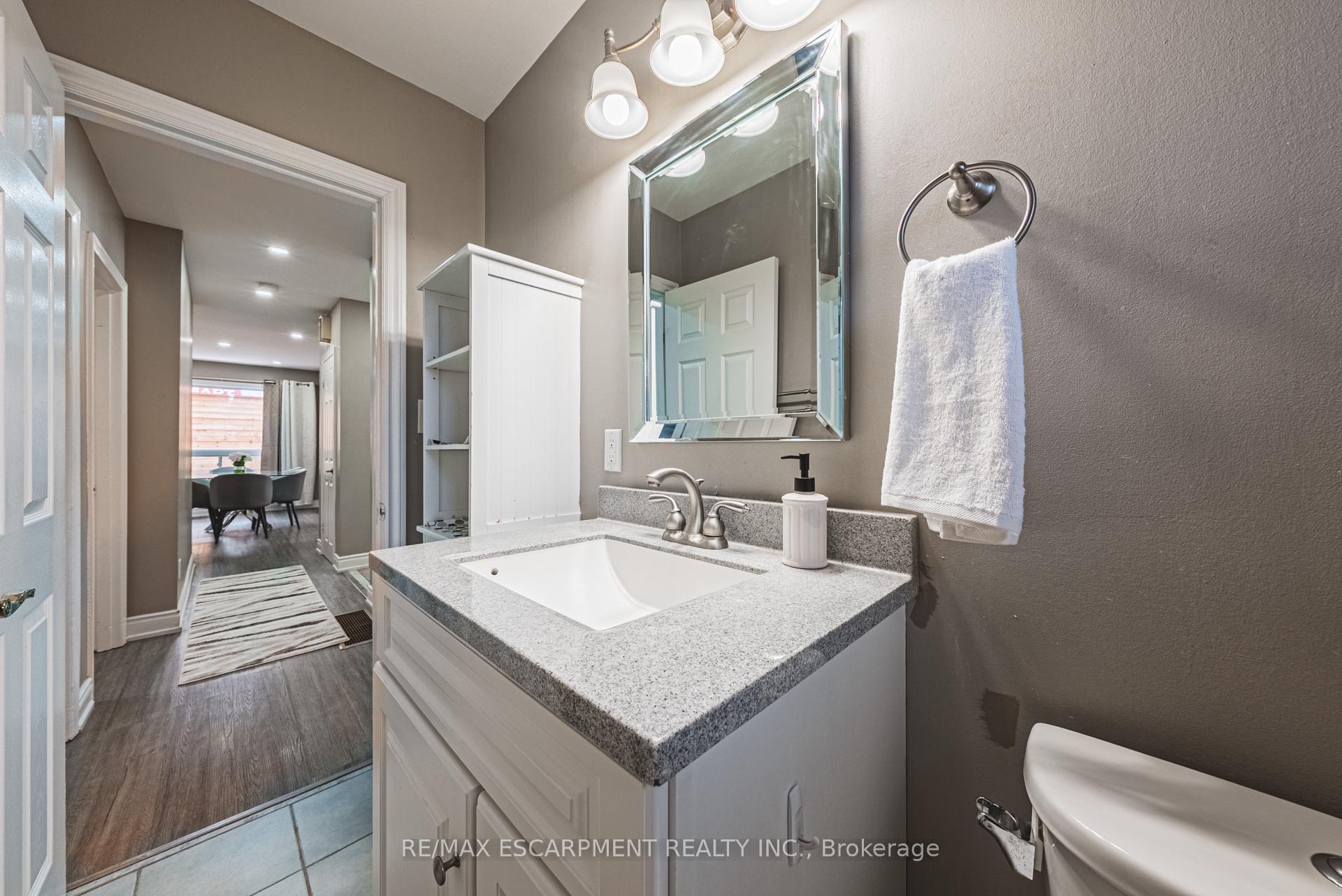 Photo 26 of 406 Appleby Line, Burlington, Shoreacres — HOMEH