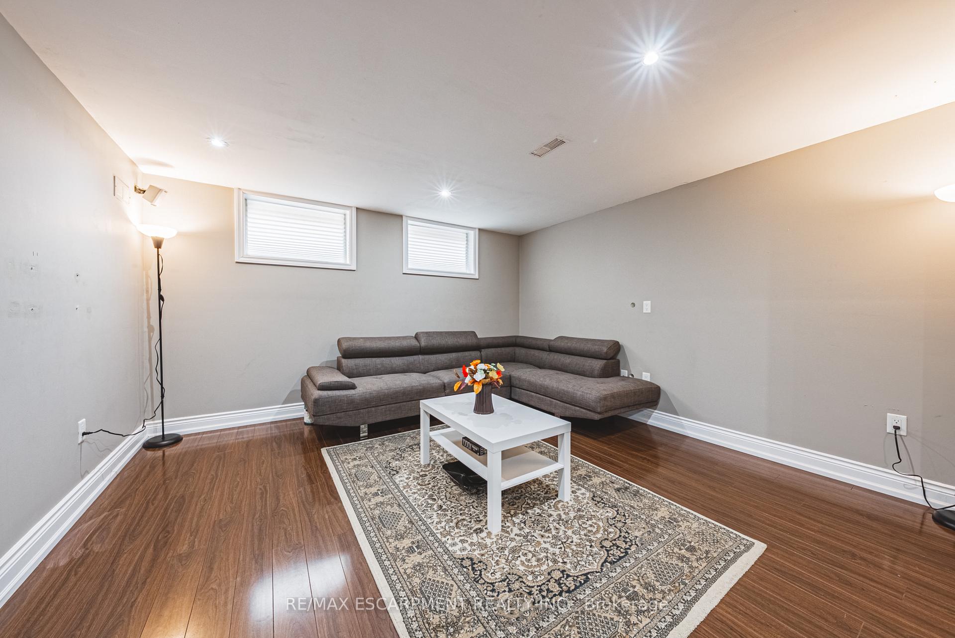 Photo 30 of 406 Appleby Line, Burlington, Shoreacres — HOMEH